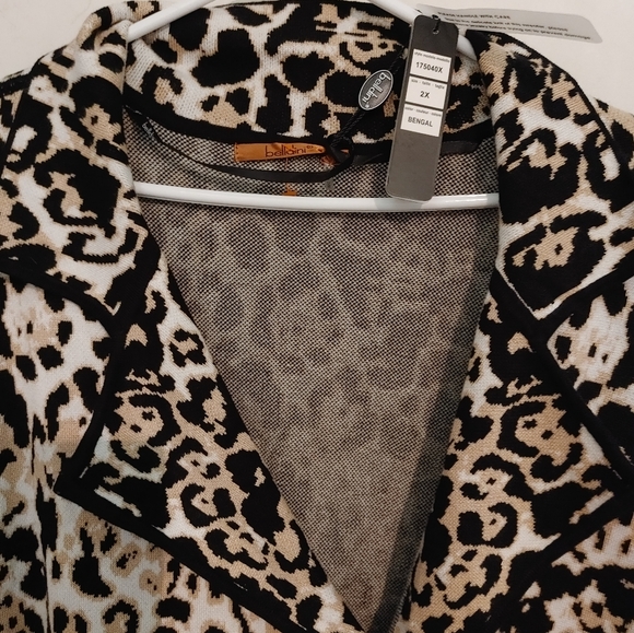 Belldini Leopard Print Moto Zip Front Cardigan Sweater Sz.2X NWT - Picture 4 of 8